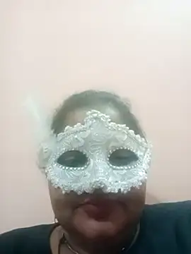 Snapshot of seemi_bhabhi chatting on 02-26-25, 06:00 seemi bhabhi online show from 02-26-25, 06:00