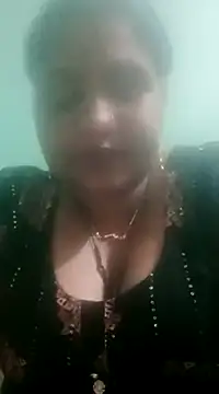 Snapshot of seemi_bhabhi chatting on 03-11-25, 07:37 seemi bhabhi online show from 03-11-25, 07:37