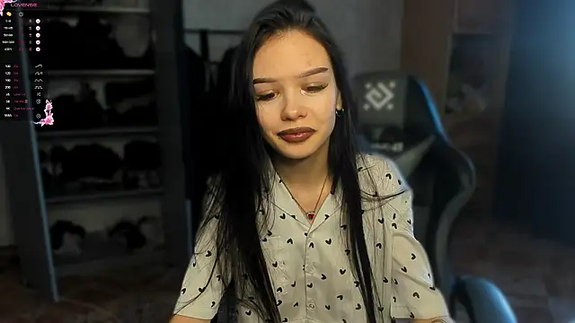 SweetyDeviliya online show from 03-24-26, 03:00