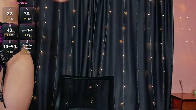 Snapshot of cross_the_line chatting on 03-08-25, 03:24 cross the line online show from 03-08-25, 03:24