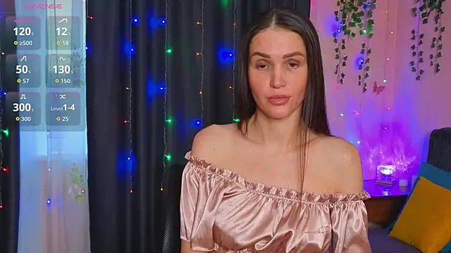 Snapshot of cross_the_line chatting on 10-17-25, 10:40 cross the line online show from 10-17-25, 10:40