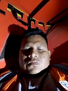 Snapshot of zeta29 chatting on 11-09-25, 01:37 zeta29 online show from 11-09-25, 01:37