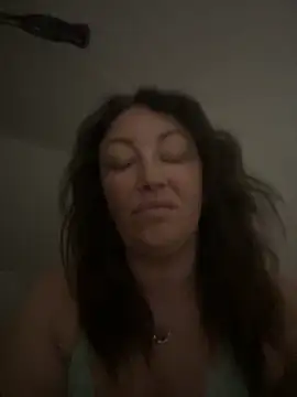 Snapshot of Niniix chatting on 02-22-26, 01:18 Niniix online show from 02-22-26, 01:18