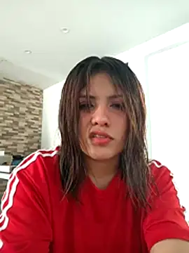 Snapshot of Elsa_sweet chatting on 07-06-26, 07:49 Elsa sweet online show from 07-06-26, 07:49