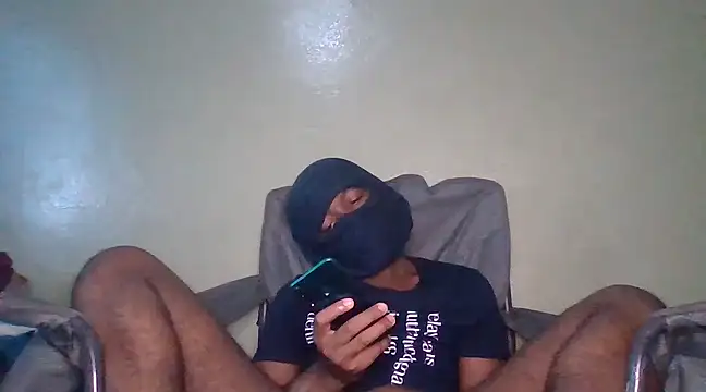 Snapshot of Mischevous_T69 chatting on 12-07-24, 12:13 Mischevous T69 online show from 12-07-24, 12:13