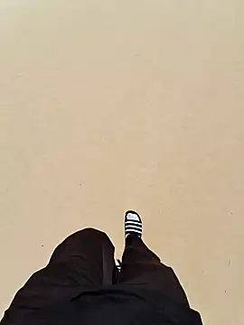 Snapshot of Mischevous_T69 chatting on 10-18-25, 07:42 Mischevous T69 online show from 10-18-25, 07:42