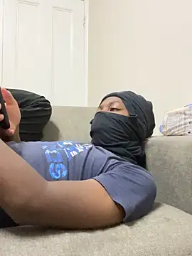 Mischevous T69 online show from 11-28-25, 05:26