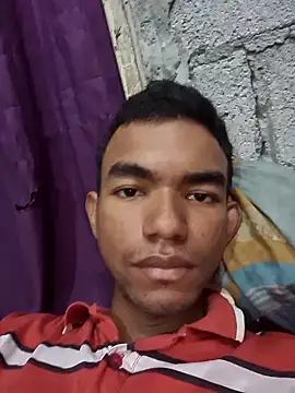 Reynold2608 online show from 11-21-25, 01:32