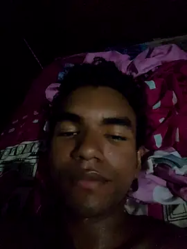 Reynold2608 online show from 04-21-26, 02:51