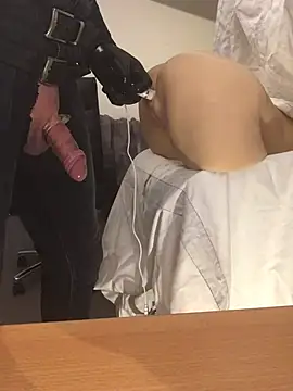 Snapshot of Inseminator69 chatting on 01-07-25, 12:20 Inseminator69 online show from 01-07-25, 12:20