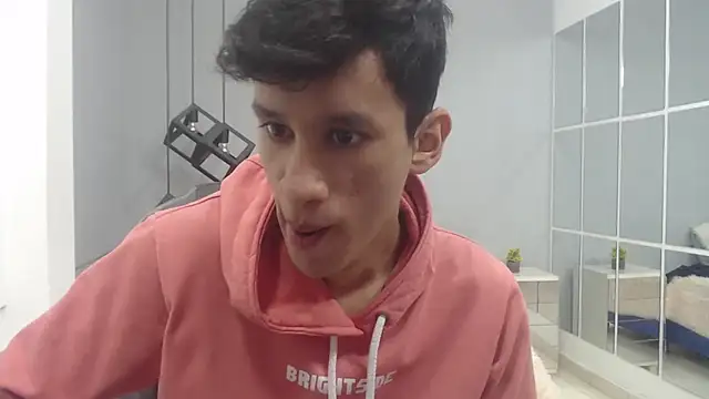 Snapshot of alan_ws chatting on 12-10-24, 12:27 alan ws online show from 12-10-24, 12:27