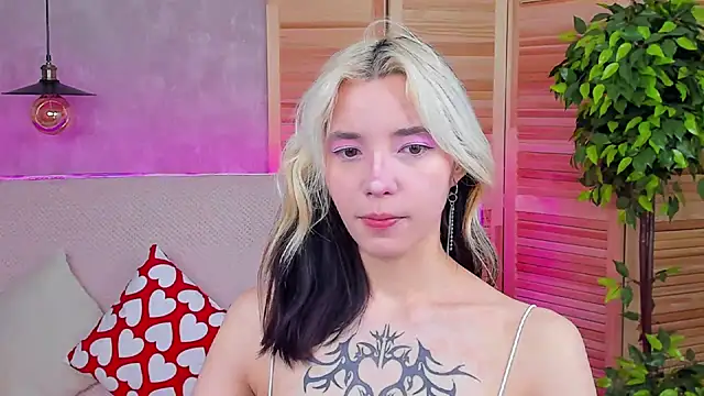 Snapshot of as1an_girlfriend chatting on 03-11-25, 03:26 as1an girlfriend online show from 03-11-25, 03:26