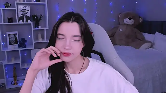 Snapshot of as1an_girlfriend chatting on 05-08-26, 02:50 as1an girlfriend online show from 05-08-26, 02:50