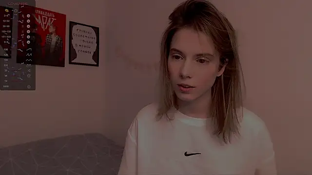 Snapshot of _ni_kiss chatting on 02-11-25, 10:28 ni kiss online show from 02-11-25, 10:28