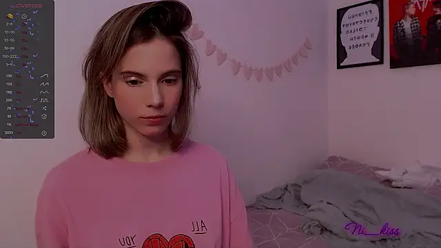 Snapshot of _ni_kiss chatting on 03-22-25, 07:42 ni kiss online show from 03-22-25, 07:42