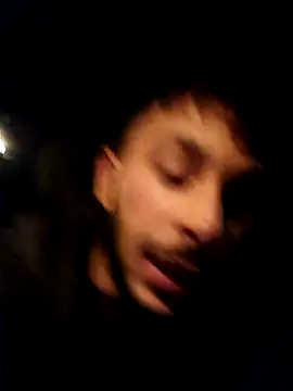 Snapshot of Iulianmarius12 chatting on 02-12-26, 10:38 Iulianmarius12 online show from 02-12-26, 10:38