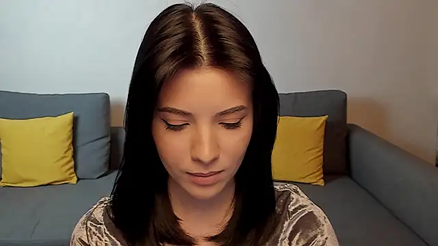 Snapshot of Anita_Robby chatting on 02-17-25, 01:21 Anita Robby online show from 02-17-25, 01:21