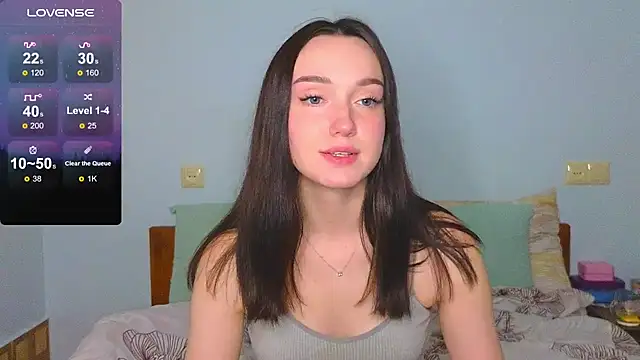 Wild Sophie  online show from 12-17-24, 01:16