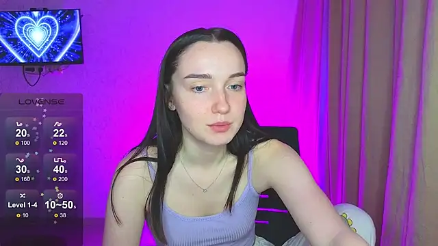 Wild Sophie  online show from 02-08-25, 06:12