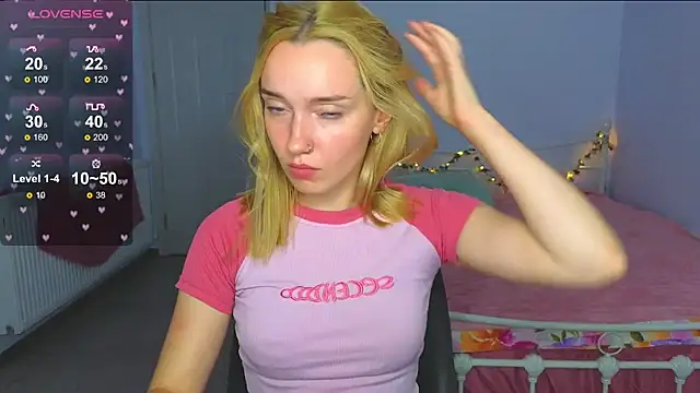 Wild Sophie  online show from 09-21-25, 06:42