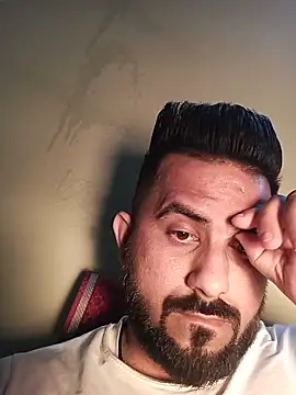 Snapshot of Vickymehra005 chatting on 01-05-25, 05:20 Vickymehra005 online show from 01-05-25, 05:20
