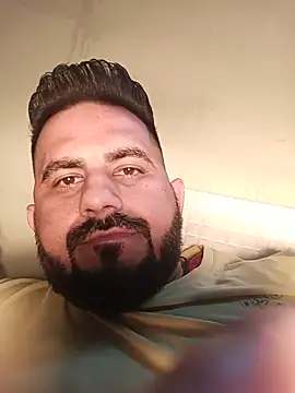 Snapshot of Vickymehra005 chatting on 01-14-25, 07:11 Vickymehra005 online show from 01-14-25, 07:11