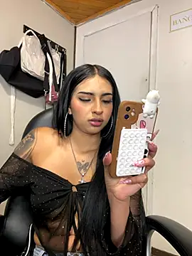 Hilary pinkk online show from 10-25-25, 01:57