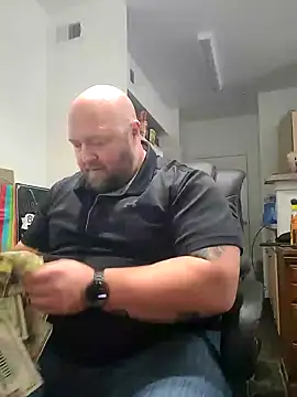 Strong Bear89 online show from 01-19-25, 09:22