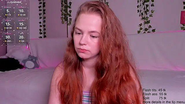 Snapshot of Fox_Lisa chatting on 06-05-26, 04:45 Fox Lisa online show from 06-05-26, 04:45