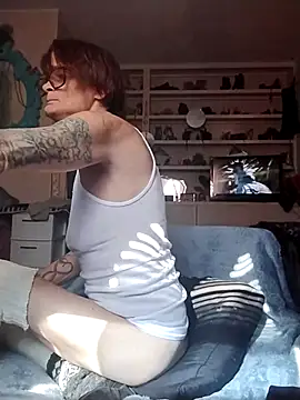 ivylee31 online show from 11-10-25, 06:18