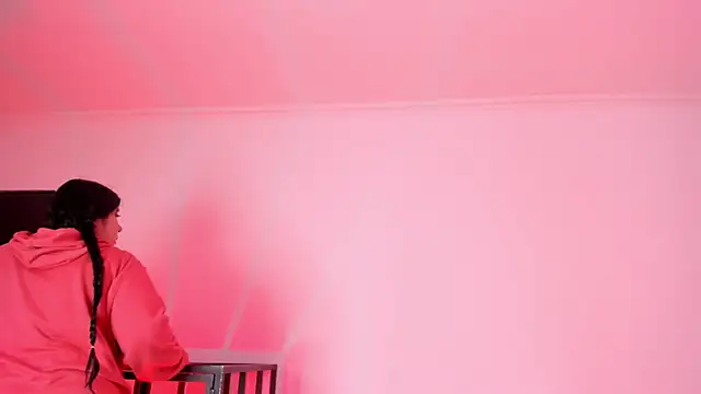 AmberiniHoffman online show from 02-04-26, 12:00