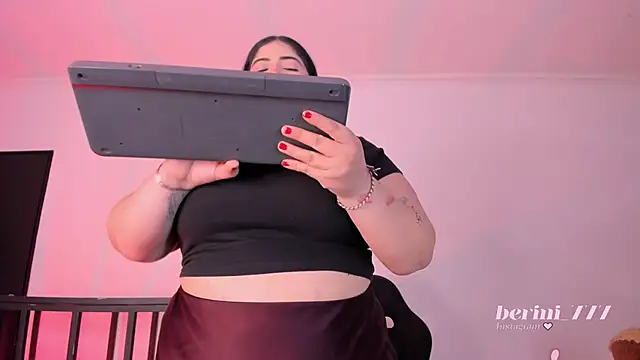 AmberiniHoffman online show from 06-30-26, 11:44