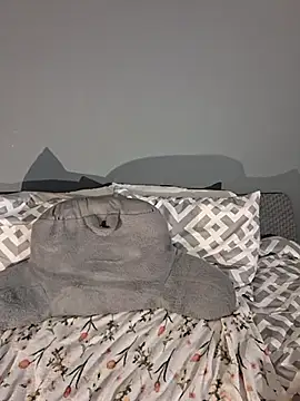 MsPink Flamingtoes544 online show from 01-17-26, 12:21