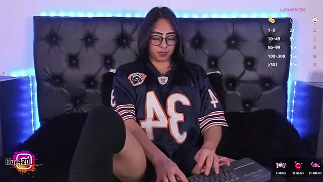 Skyler  blue4 online show from 03-04-25, 10:16