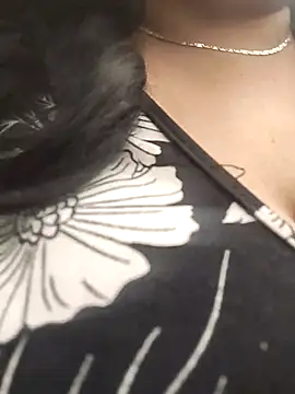 sara pineros online show from 02-11-25, 06:22