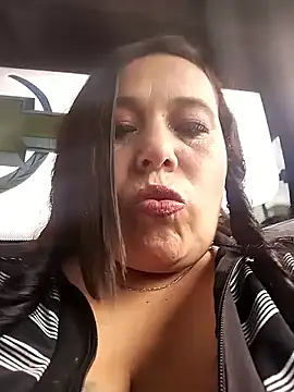 sara pineros online show from 02-17-25, 08:04