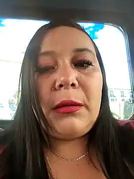 sara pineros online show from 03-06-25, 01:46