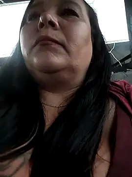 sara pineros online show from 03-10-25, 08:34