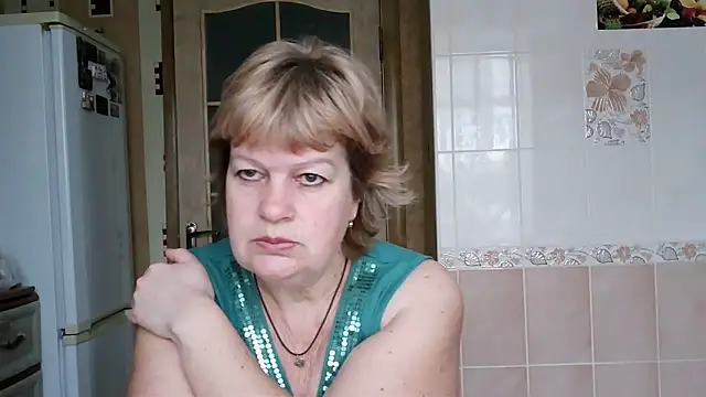 Snapshot of Ettie_Tonia chatting on 01-13-25, 10:47 Ettie Tonia online show from 01-13-25, 10:47