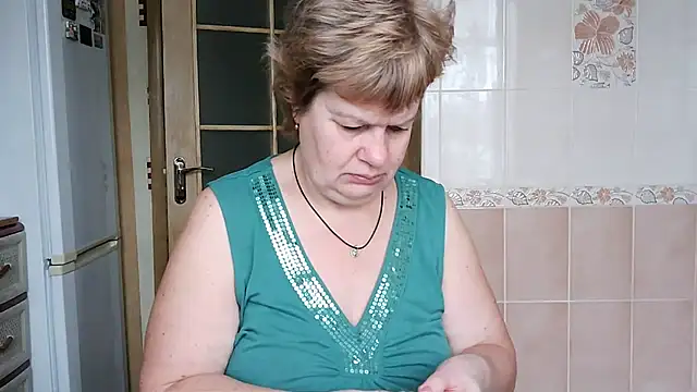 Snapshot of Ettie_Tonia chatting on 01-30-25, 10:19 Ettie Tonia online show from 01-30-25, 10:19