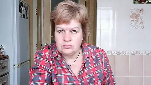 Snapshot of Ettie_Tonia chatting on 03-03-25, 10:06 Ettie Tonia online show from 03-03-25, 10:06