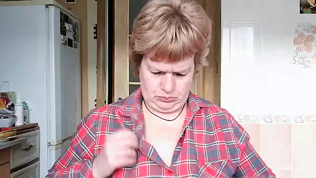 Snapshot of Ettie_Tonia chatting on 03-10-25, 02:37 Ettie Tonia online show from 03-10-25, 02:37