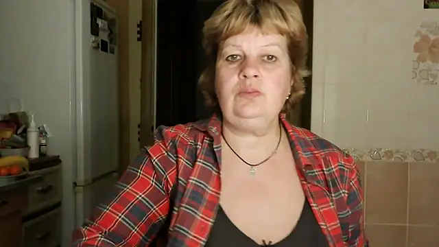 Snapshot of Ettie_Tonia chatting on 03-15-25, 05:04 Ettie Tonia online show from 03-15-25, 05:04