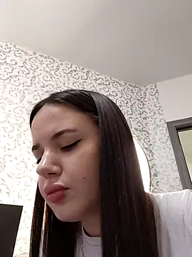 Snapshot of KeithTown chatting on 03-25-26, 10:10 KeithTown online show from 03-25-26, 10:10