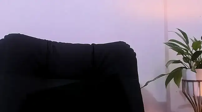 Snapshot of CruzVega chatting on 02-05-25, 01:47 CruzVega online show from 02-05-25, 01:47