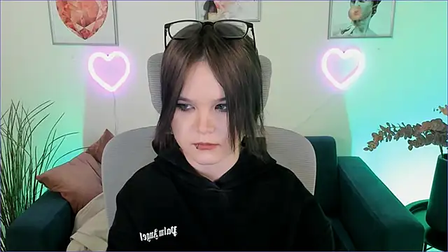 Snapshot of Elainebeness chatting on 12-07-24, 04:36 Elainebeness online show from 12-07-24, 04:36