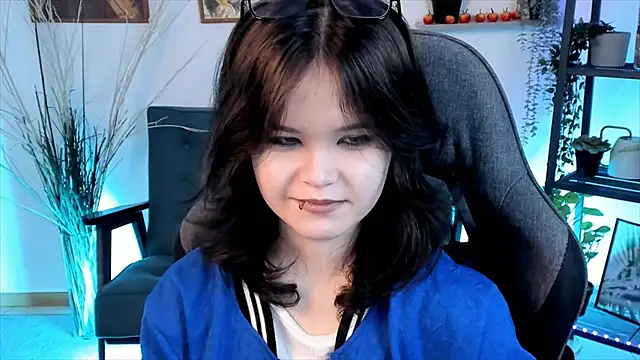Snapshot of Elainebeness chatting on 03-05-25, 12:49 Elainebeness online show from 03-05-25, 12:49