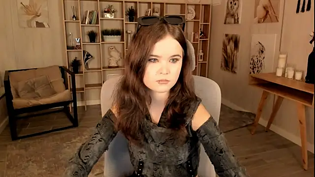 Snapshot of Elainebeness chatting on 09-24-25, 07:28 Elainebeness online show from 09-24-25, 07:28