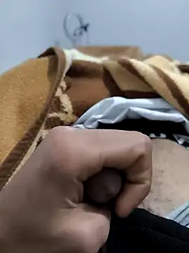 Snapshot of kinghunter21 chatting on 12-16-24, 07:32 kinghunter21 online show from 12-16-24, 07:32