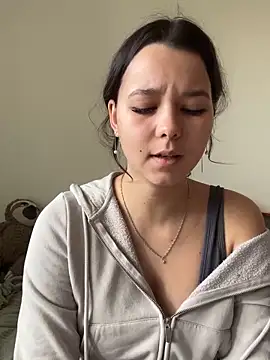 Snapshot of PoppyRobinson chatting on 12-14-24, 08:13 PoppyRobinson online show from 12-14-24, 08:13